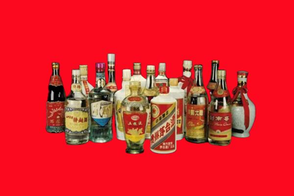 漠河市回收十八老酒.jpg
